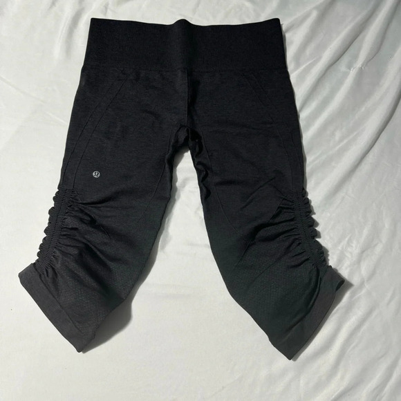 Lululemon Ebb to Street Cropped 21” leggings Dark Grey Yoga  Size 8 - Picture 3 of 12